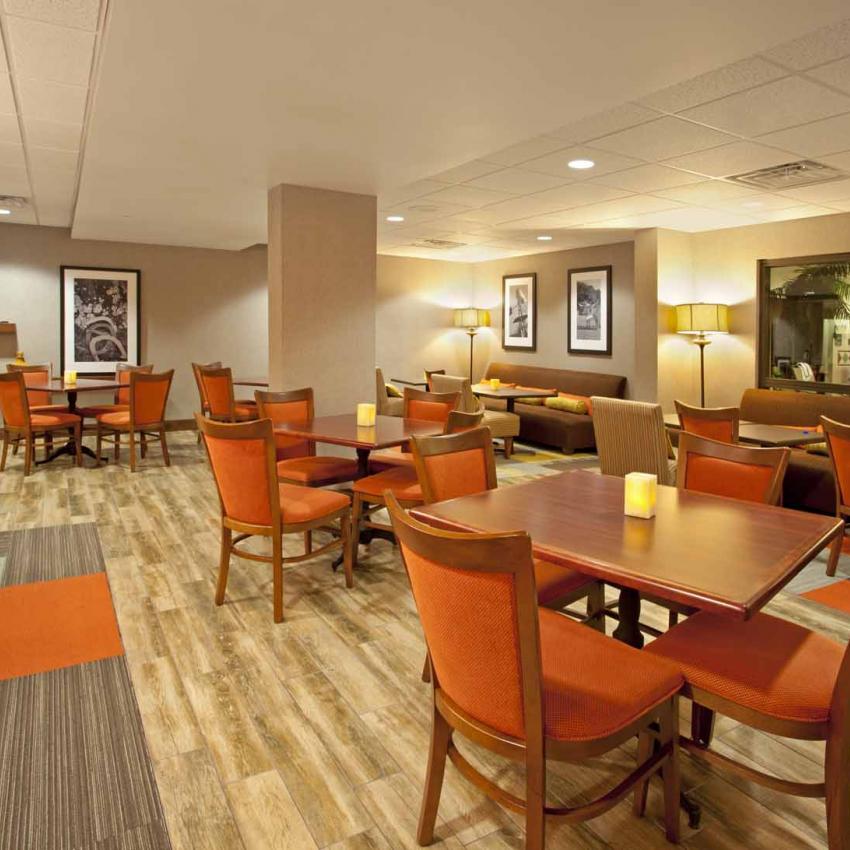 Hampton Inn